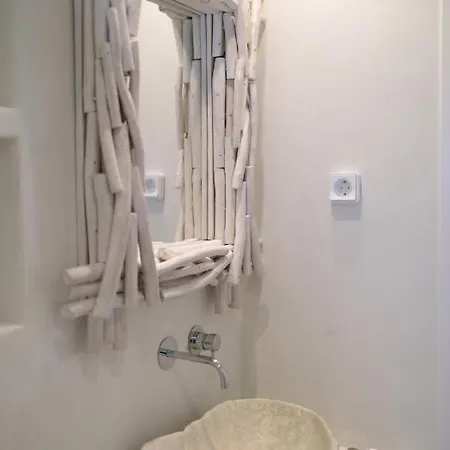 Phoenicia Naxos Kastrákion