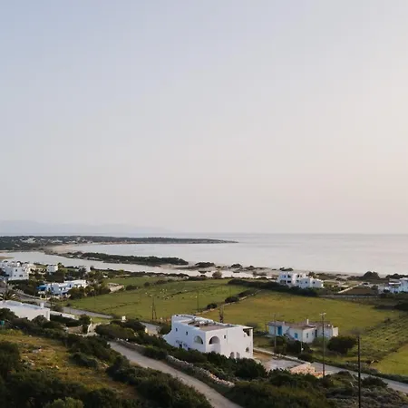 Phoenicia Naxos