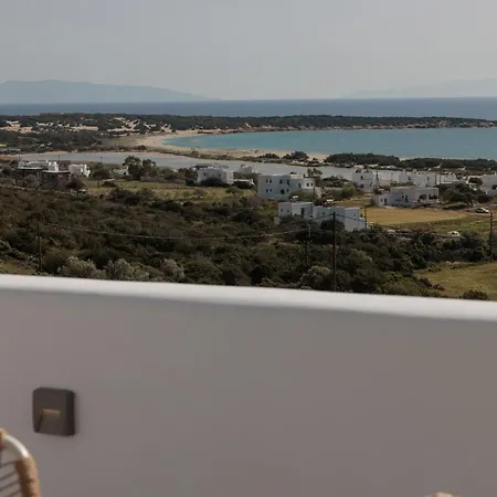 Phoenicia Naxos