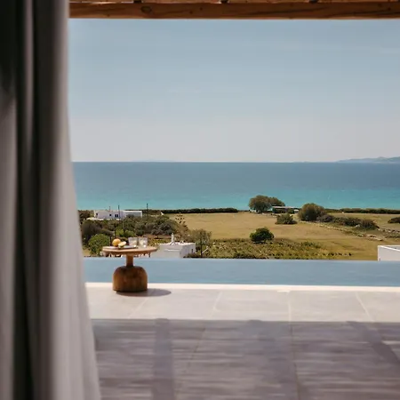 Phoenicia Naxos Aparthotel