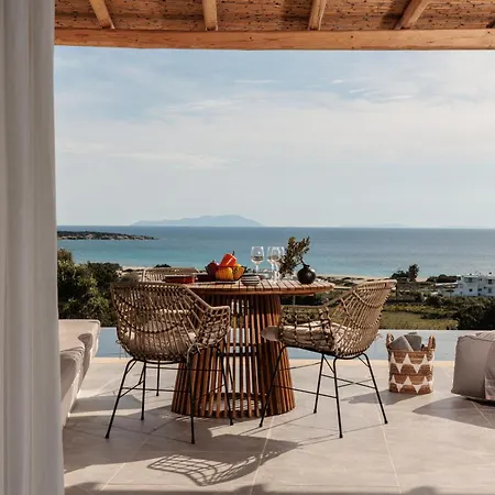 Phoenicia Naxos