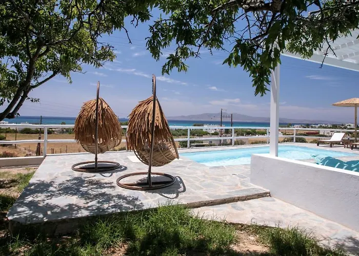 Phoenicia Naxos Kastrákion