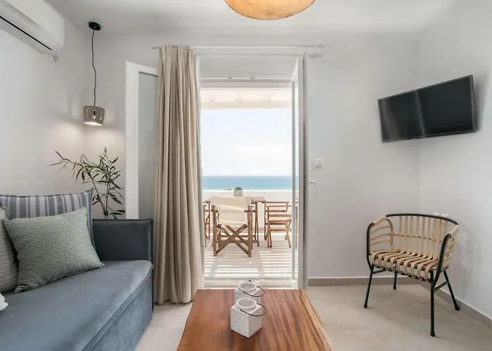 Phoenicia Naxos Kastrákion