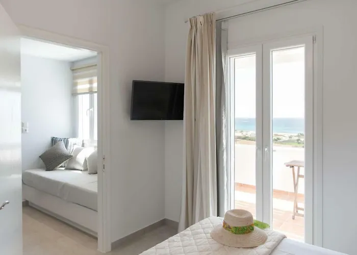 Phoenicia Naxos Kastrákion