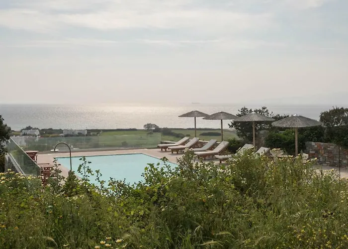 Phoenicia Naxos * Kastrákion